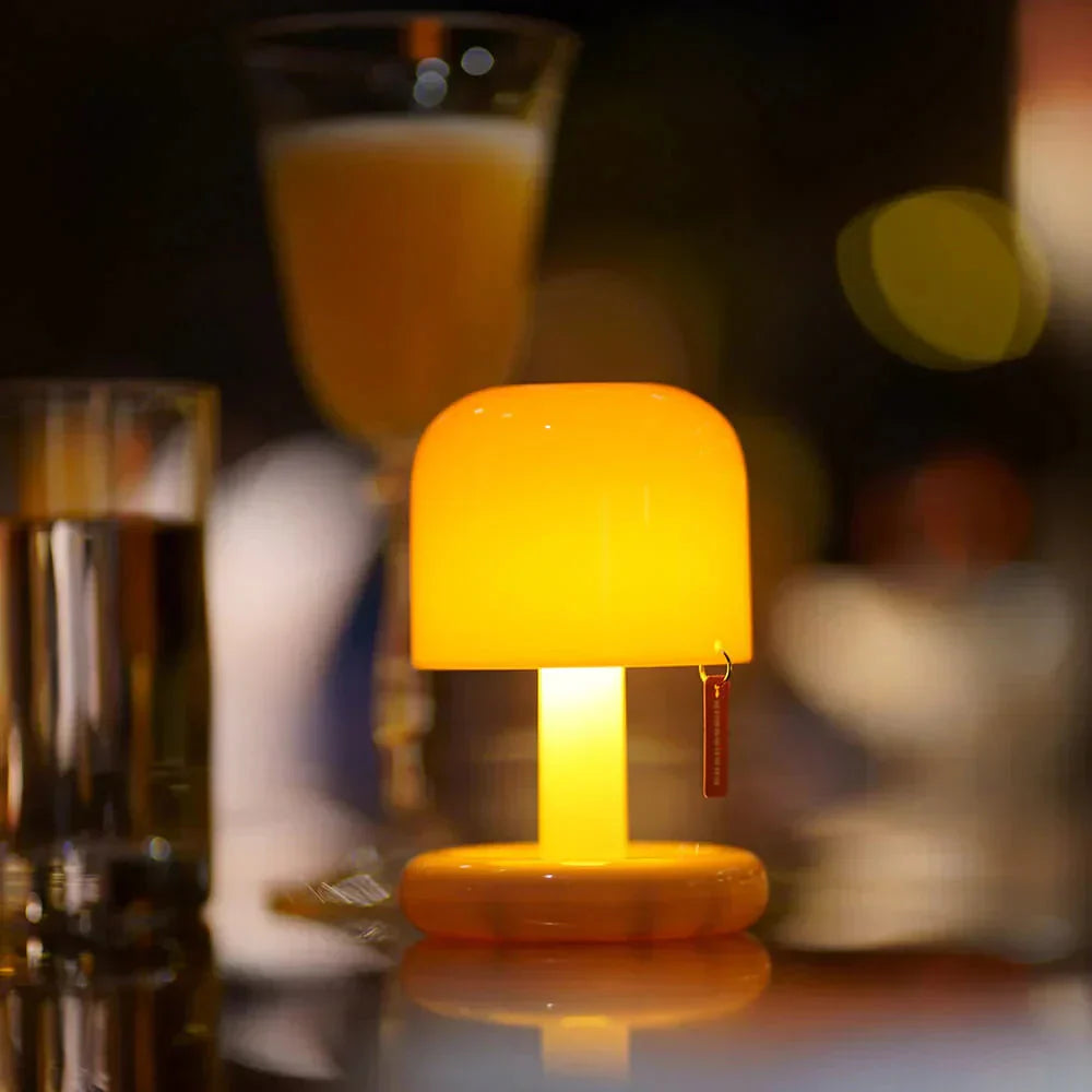Small Table lamp | Wireless